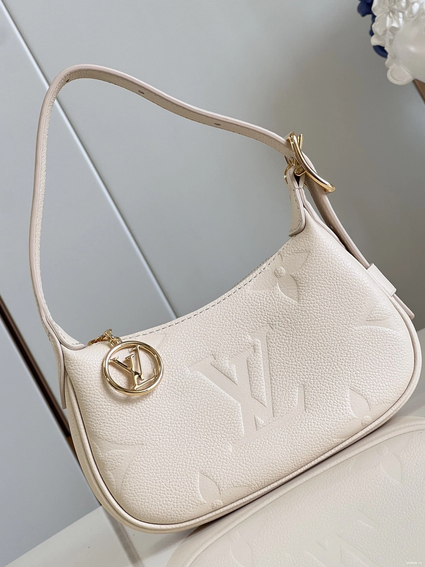 WIS VUITTON Moon LOUIS Mini 0316